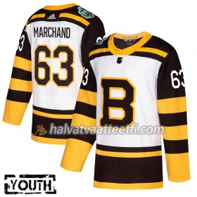 Lasten NHL Boston Bruins Pelipaita Brad Marchand 63 2019 Winter Classic Adidas Valkoinen Authentic